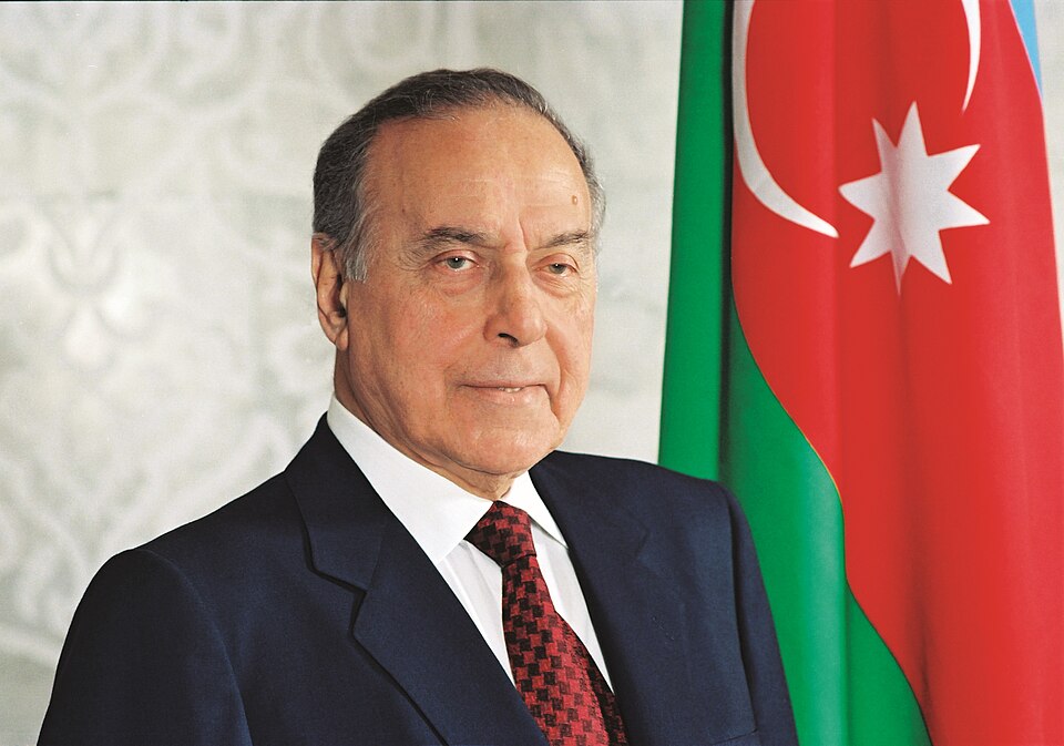 Fayl:Heydar Aliyev.jpg